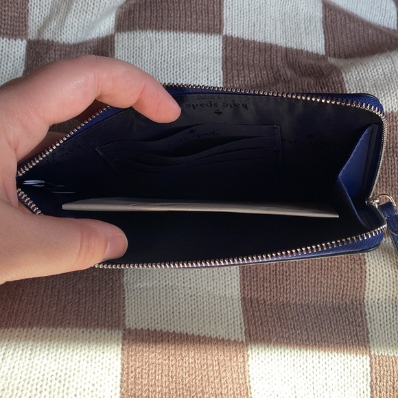 Kate Spade Wristlet - Picture 3 of 3